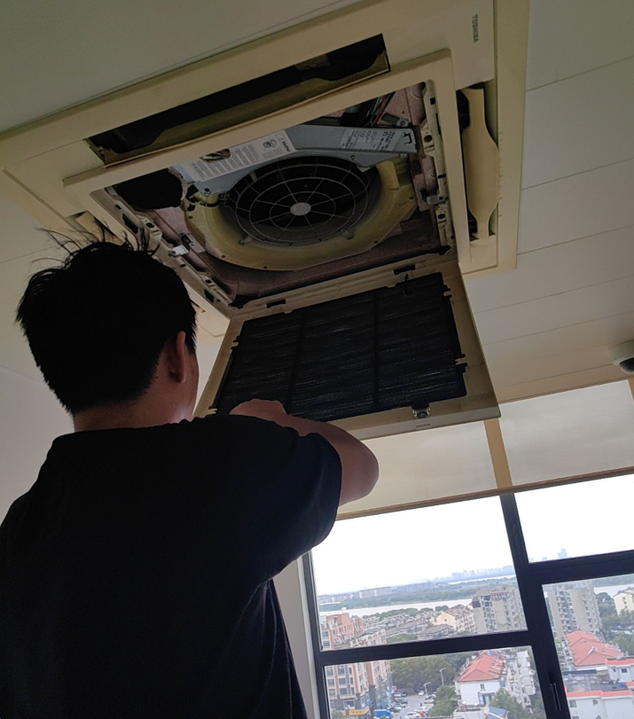 中央空调如何更换传感器